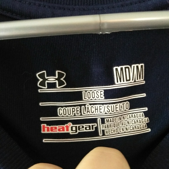 Under Armour Tee - Picture 3 of 5